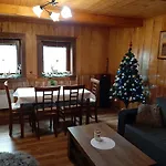 Andrea- Neakceptujeme Mlade Partie بيت للعطل *