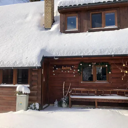 Andrea- Neakceptujeme Mlade Partie Ferienhaus