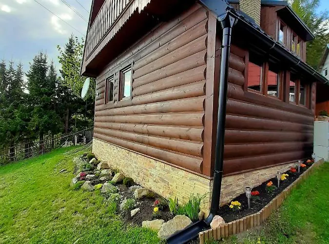 Andrea- Neakceptujeme Mlade Partie