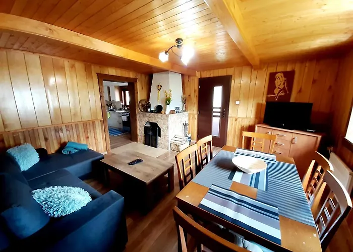 Andrea- Neakceptujeme Mlade Partie Ferienhaus Terchová